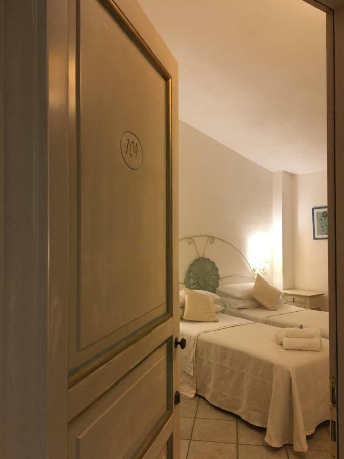 Hotel Sorgente Aglientu Eksteriør billede