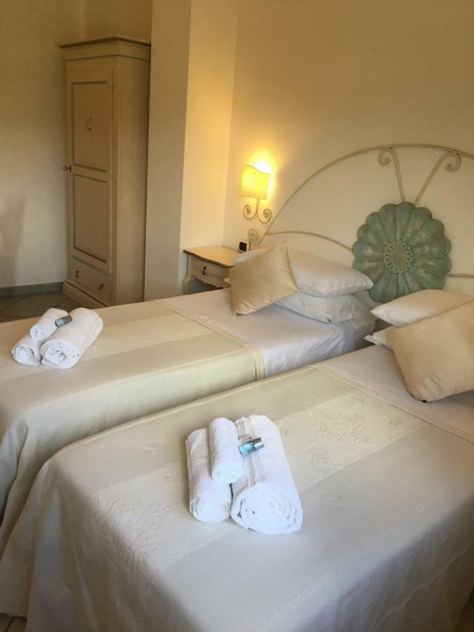 Hotel Sorgente Aglientu Eksteriør billede