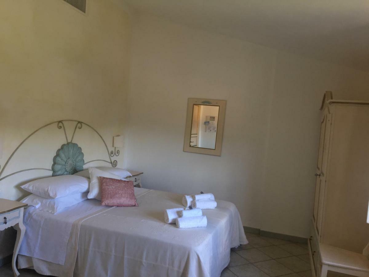 Hotel Sorgente Aglientu Eksteriør billede