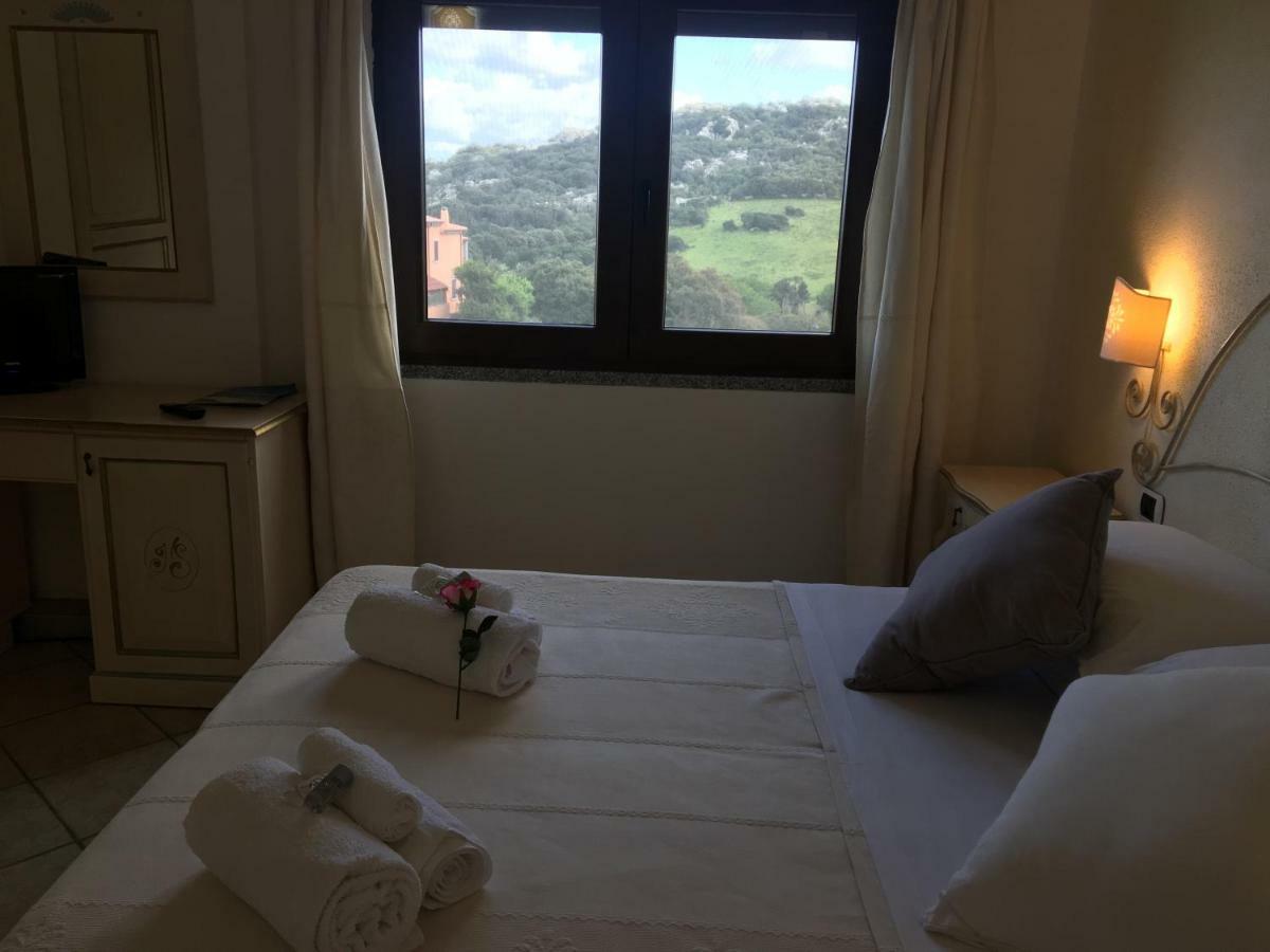 Hotel Sorgente Aglientu Eksteriør billede