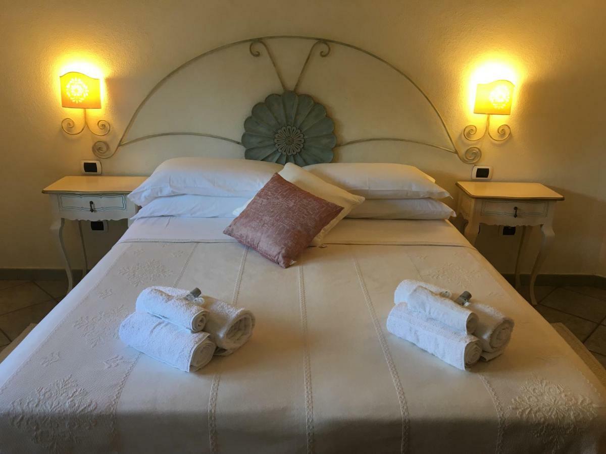 Hotel Sorgente Aglientu Eksteriør billede