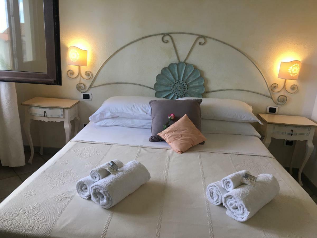 Hotel Sorgente Aglientu Eksteriør billede